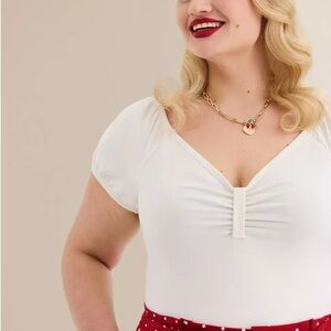 Torrid Retro Chic Foxy Sweetheart Top Size 3